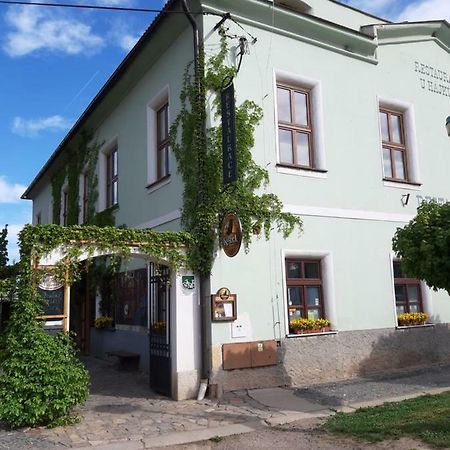 Nové Dvory Penzion A Restaurace U Hajku מראה חיצוני תמונה